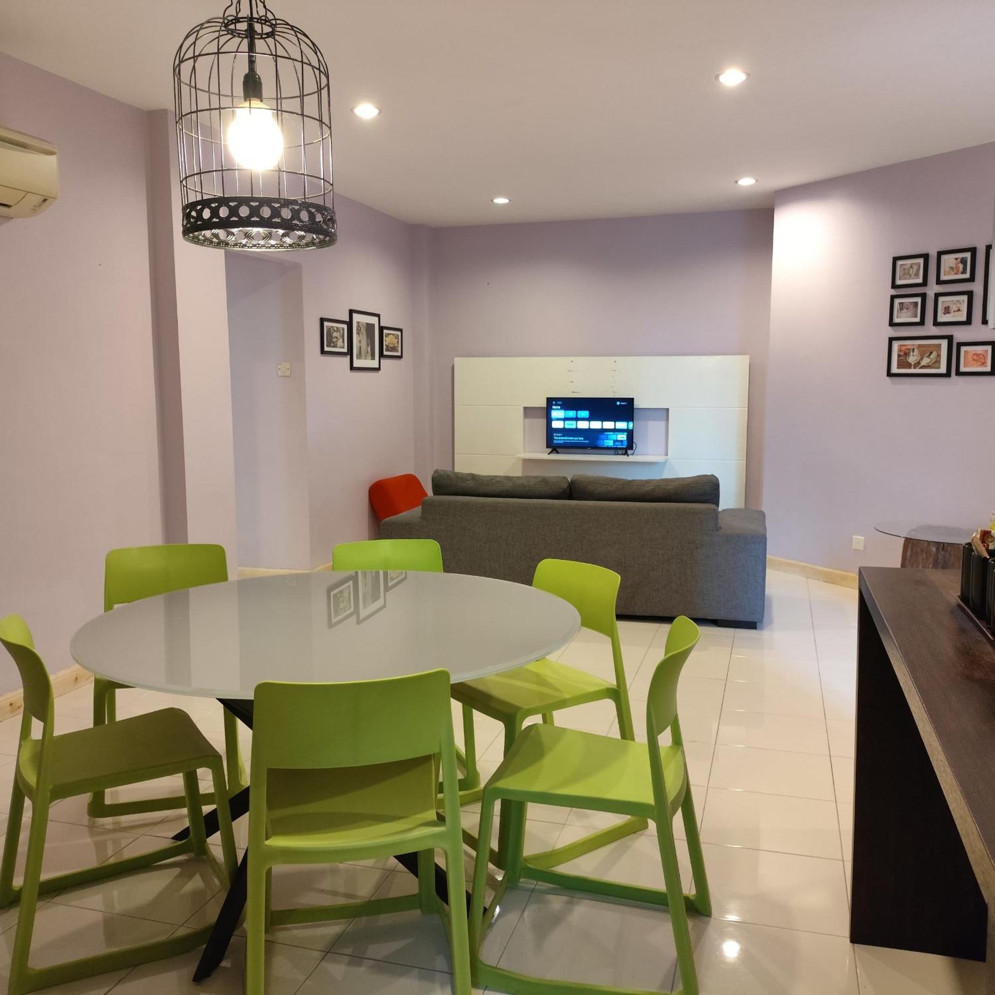 Song Service Apartment Formerly Known As Jinhold Service Apartment Kuching Esterno foto