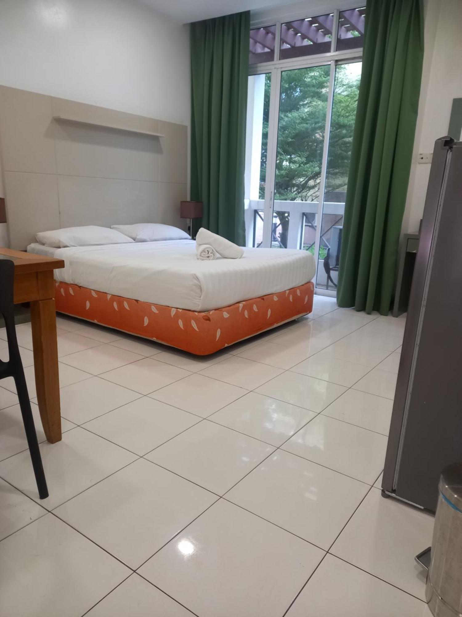 Song Service Apartment Formerly Known As Jinhold Service Apartment Kuching Esterno foto